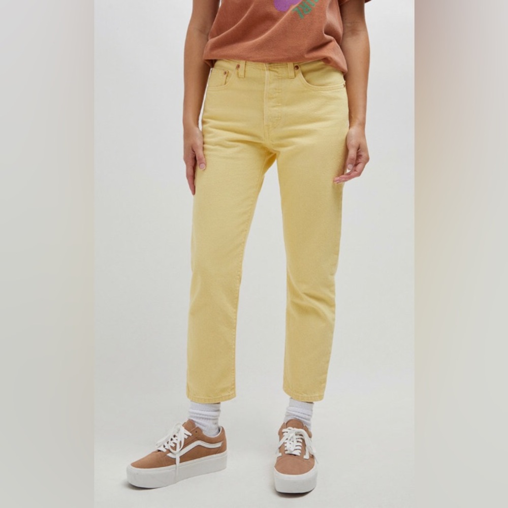 Yellow Levis 501 Original Cropped women’s jeans